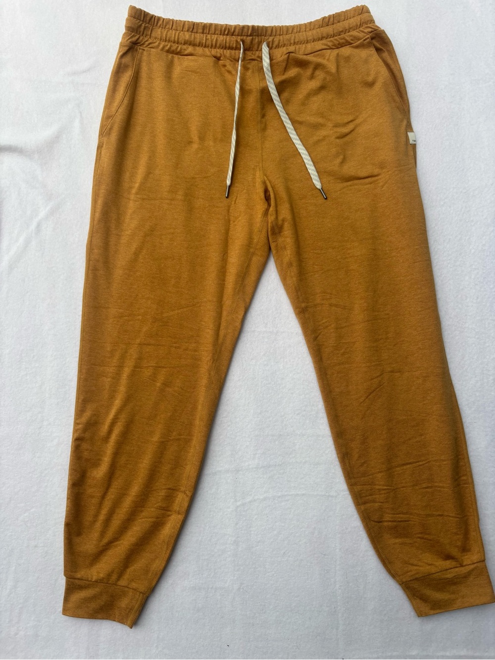 Vuori HALO Performance Joggers Mustard Flax Heather Drawstring - Picture 3 of 11